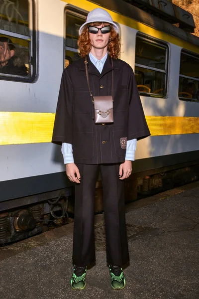 Look 32